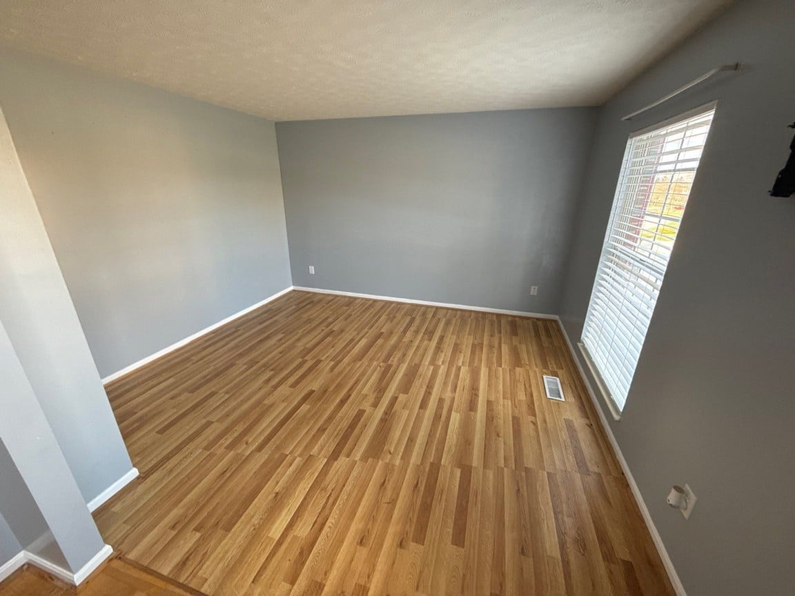 33-Dec 03 2024 03_03pm-csN1